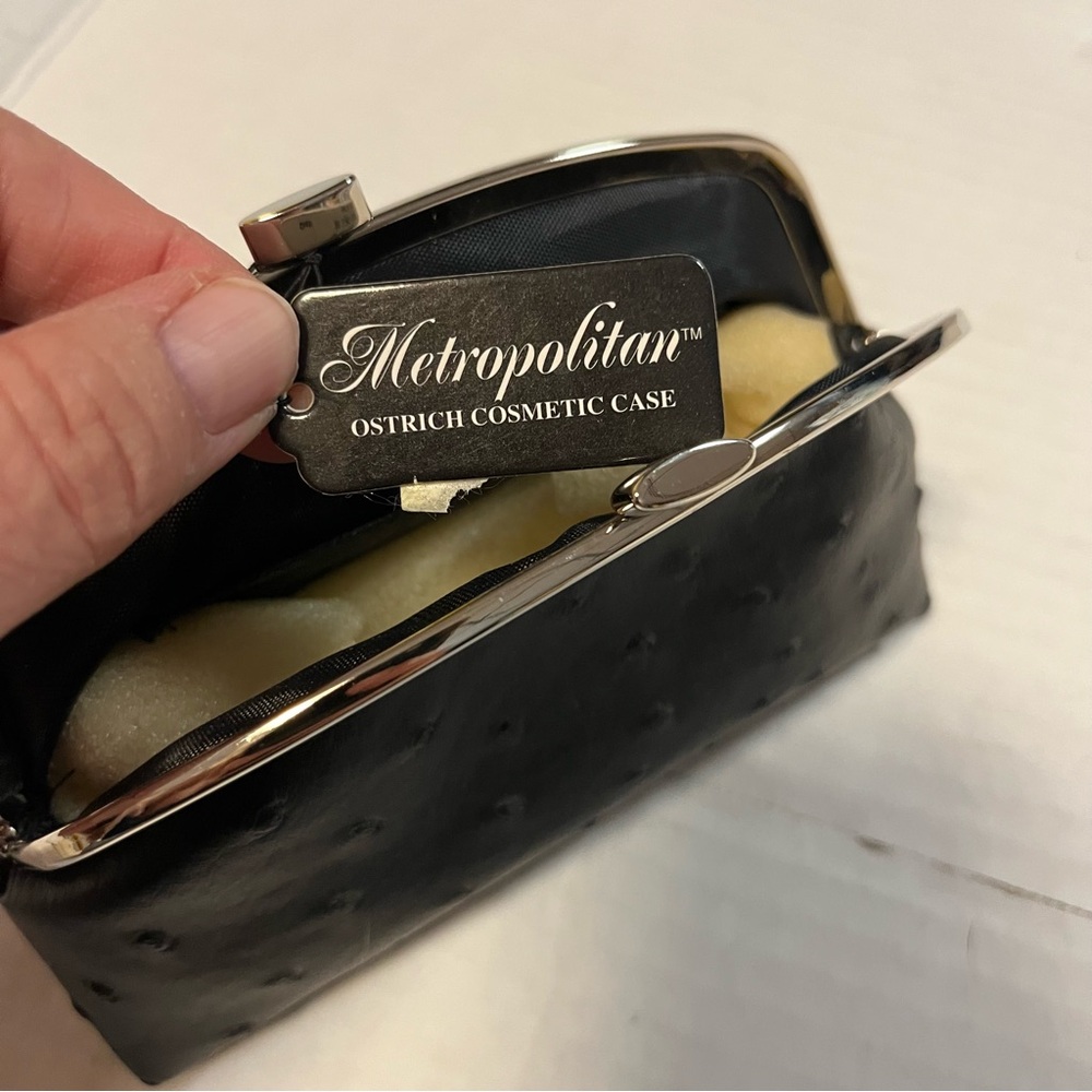Metropolitan Ostrich Cosmetics Case in Black w/ Silver Kiss Clasp NWT - Picture 8 of 9